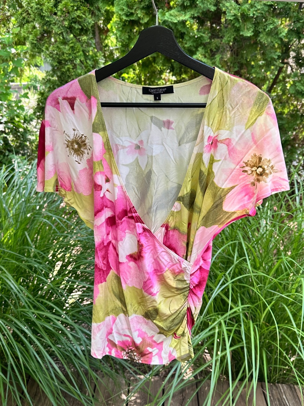 Karen Kane Pink & Green Floral Wrap Style Women's Top Size Small